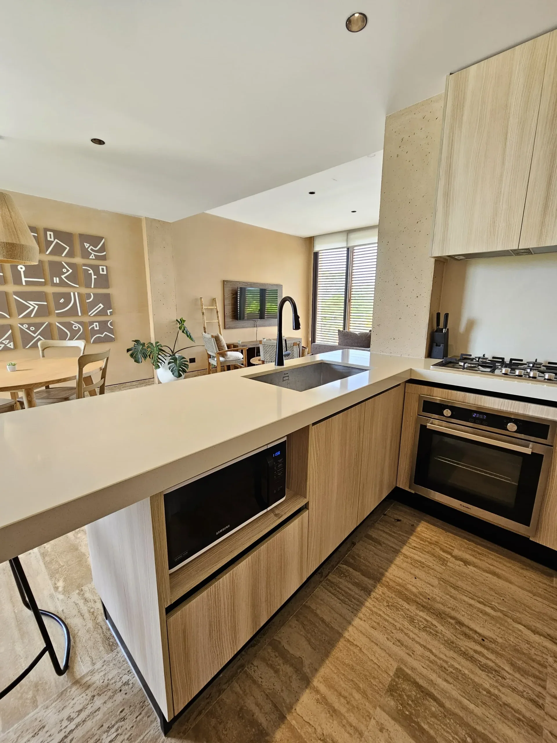 The Village · El estándar de luxury lifestyle en Corasol 2