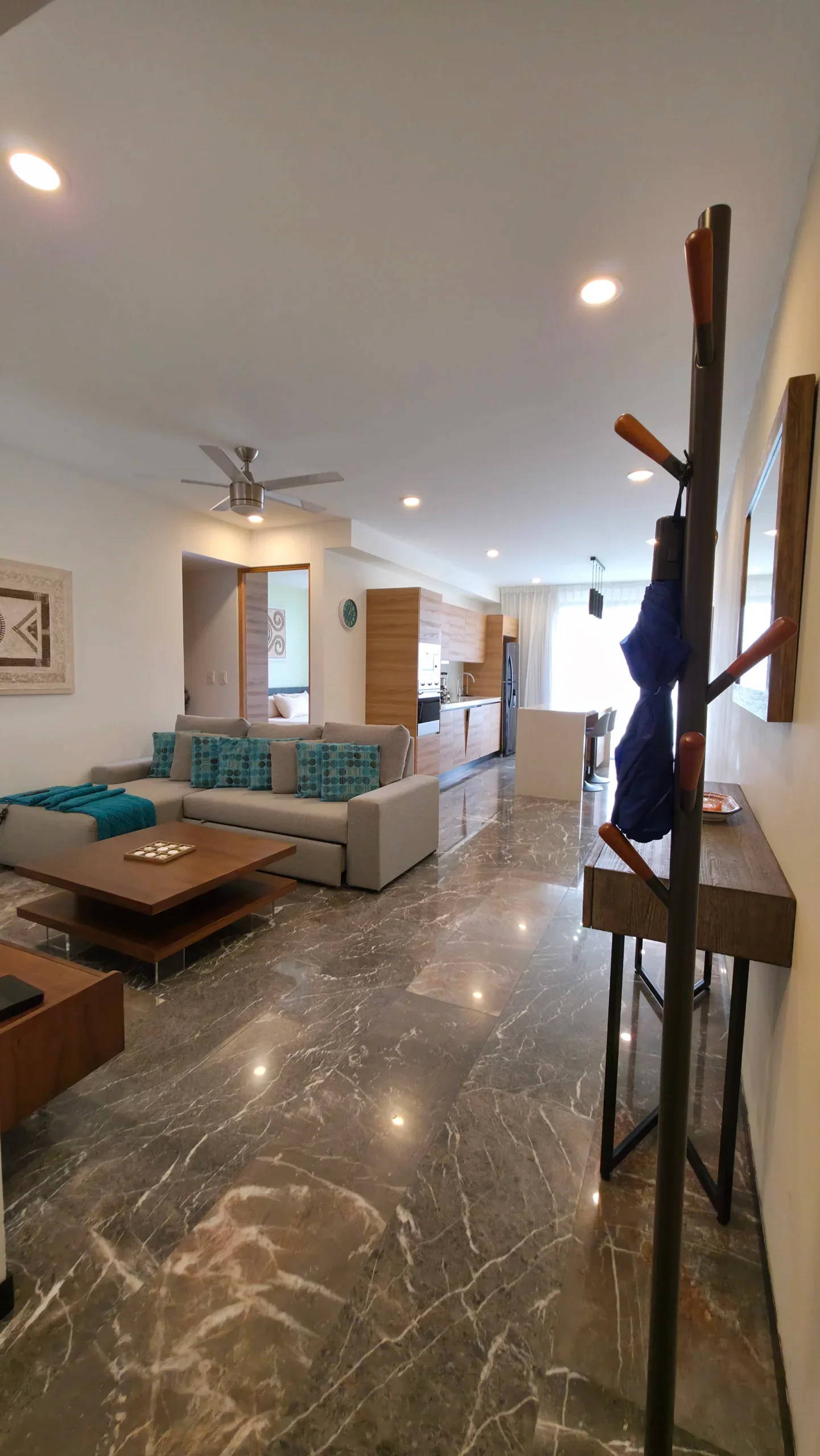 IT Beach · Condo beachfront de 2 recámaras lock-off 3