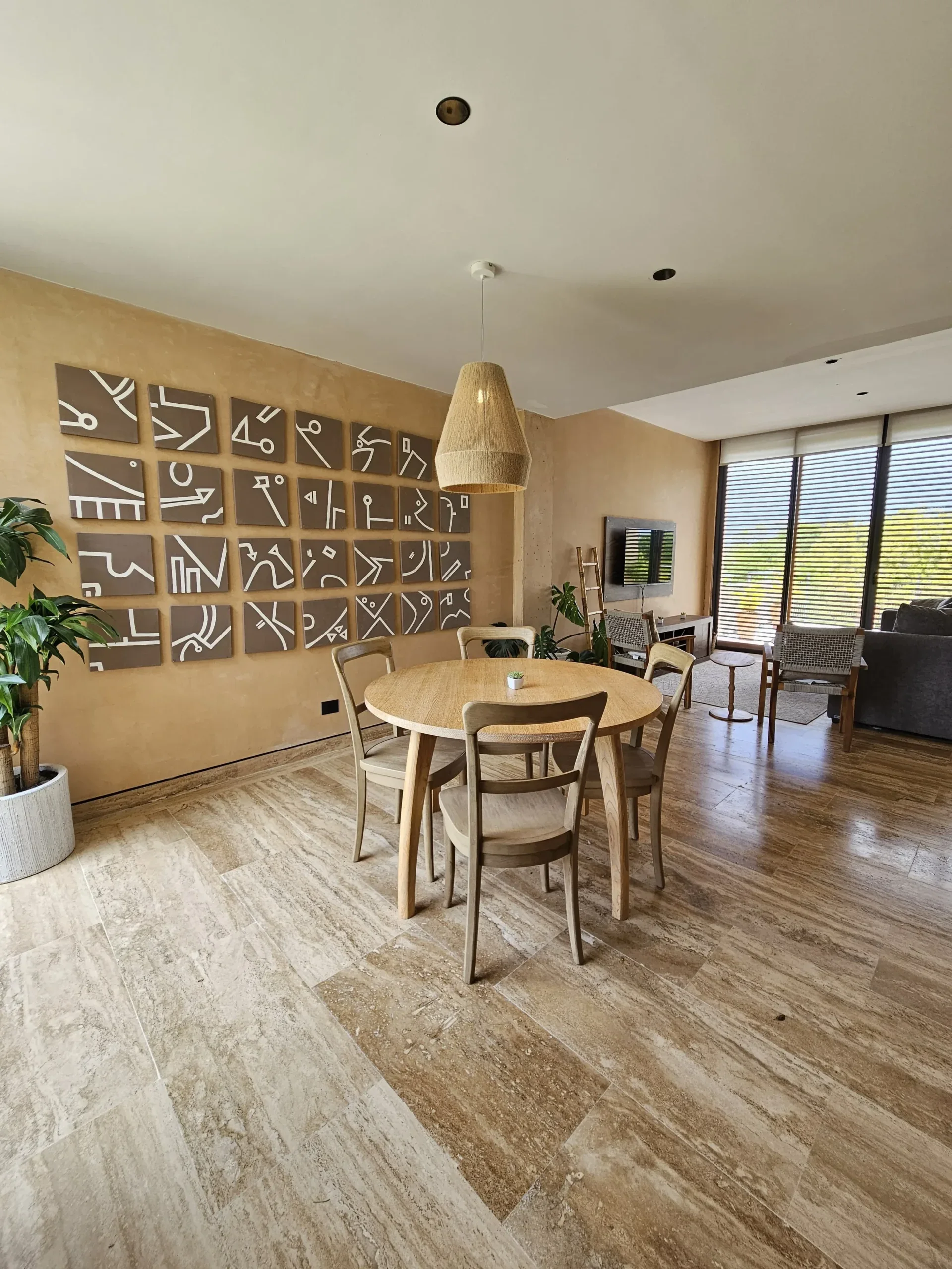 The Village · El estándar de luxury lifestyle en Corasol