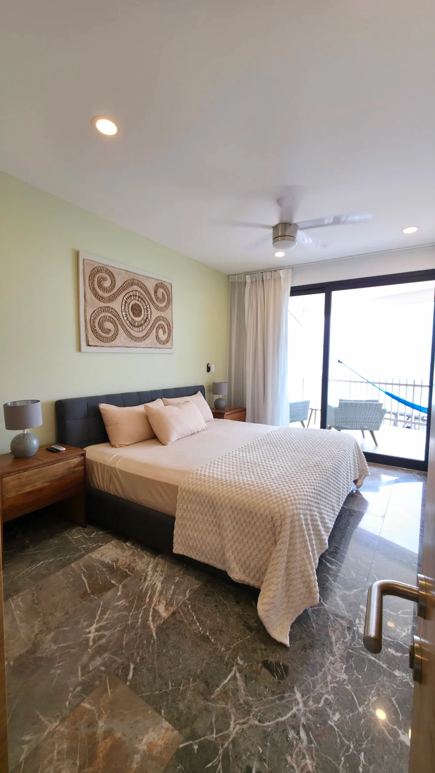 IT Beach · Condo beachfront de 2 recámaras lock-off 4